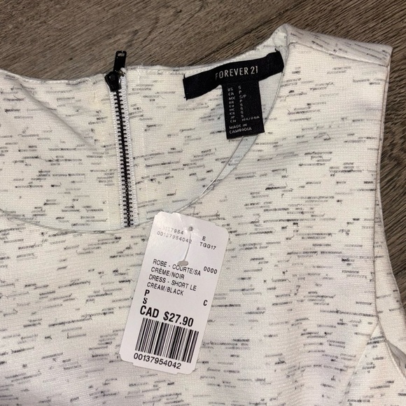 Forever 21 Cream A-Line Sleeveless Dress - Picture 2 of 2